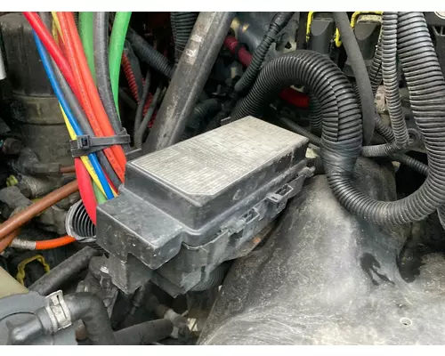 Freightliner CASCADIA Fuse Box