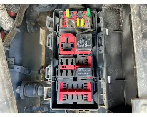 Freightliner CASCADIA Fuse Box