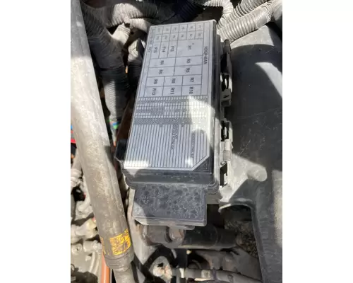 Freightliner CASCADIA Fuse Box