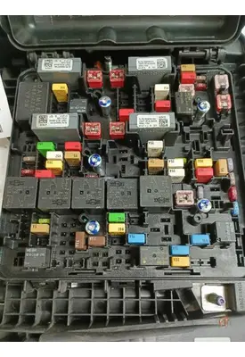 Freightliner CASCADIA Fuse Box