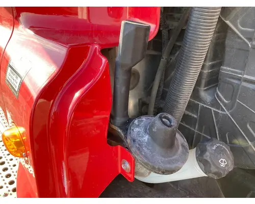 Freightliner CASCADIA Hood Rest
