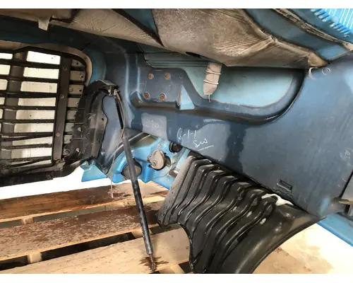 Freightliner CASCADIA Hood