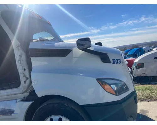 Freightliner CASCADIA Hood