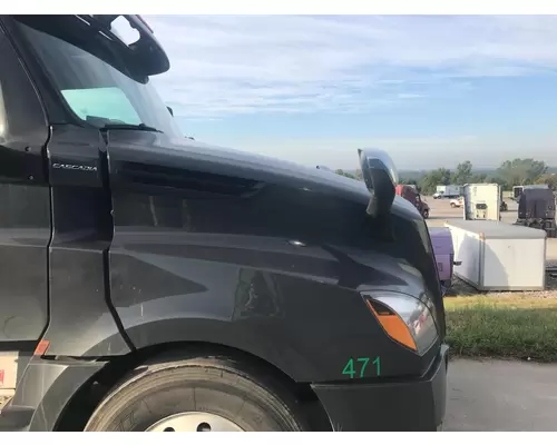 Freightliner CASCADIA Hood