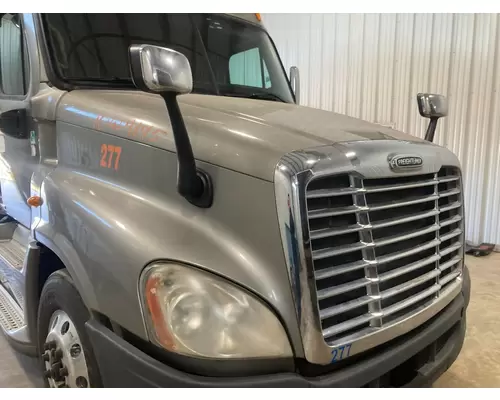 Freightliner CASCADIA Hood