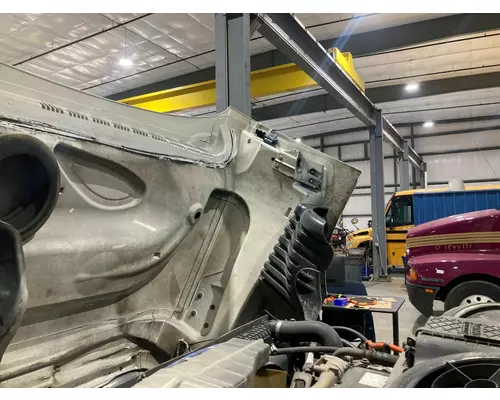 Freightliner CASCADIA Hood