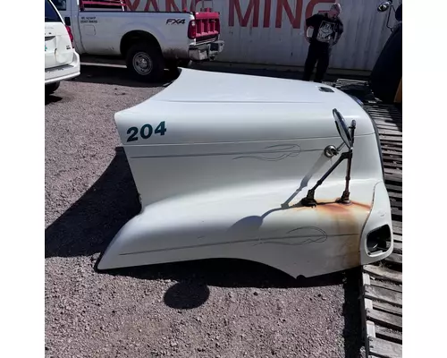 Freightliner CASCADIA Hood