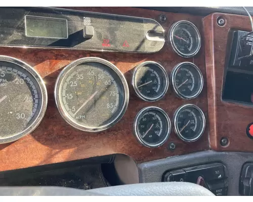 Freightliner CASCADIA Instrument Cluster