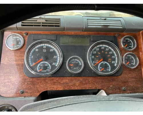 Freightliner CASCADIA Instrument Cluster