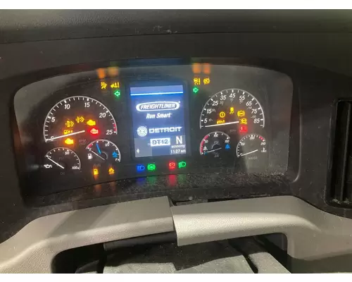 Freightliner CASCADIA Instrument Cluster