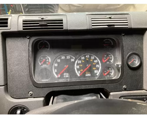 Freightliner CASCADIA Instrument Cluster