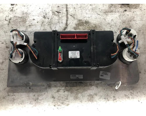 Freightliner CASCADIA Instrument Cluster