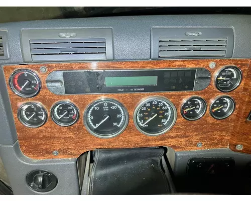 Freightliner CASCADIA Instrument Cluster