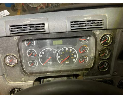 Freightliner CASCADIA Instrument Cluster