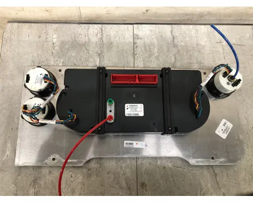 Freightliner CASCADIA Instrument Cluster