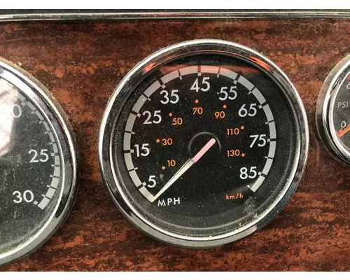 Freightliner CASCADIA Instrument Cluster