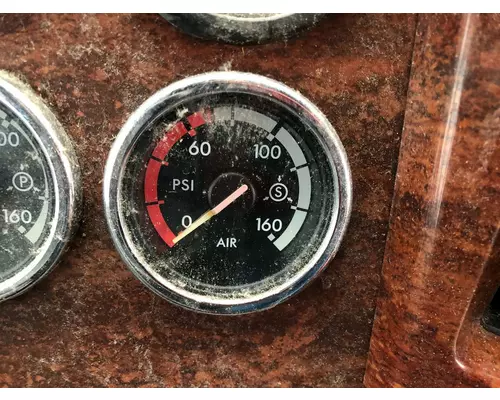 Freightliner CASCADIA Instrument Cluster