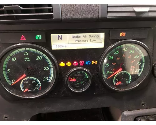 Freightliner CASCADIA Instrument Cluster