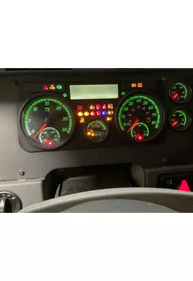 Freightliner CASCADIA Instrument Cluster