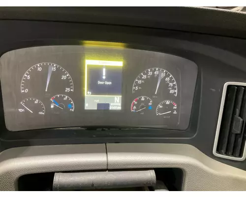 Freightliner CASCADIA Instrument Cluster