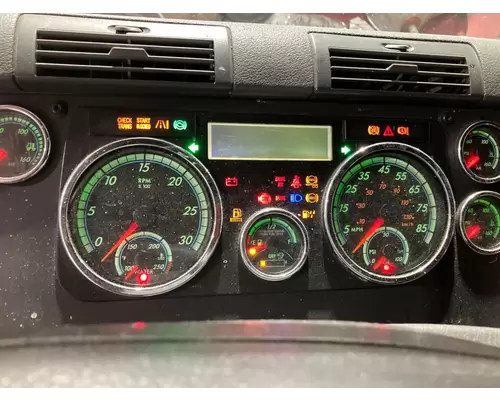 Freightliner CASCADIA Instrument Cluster