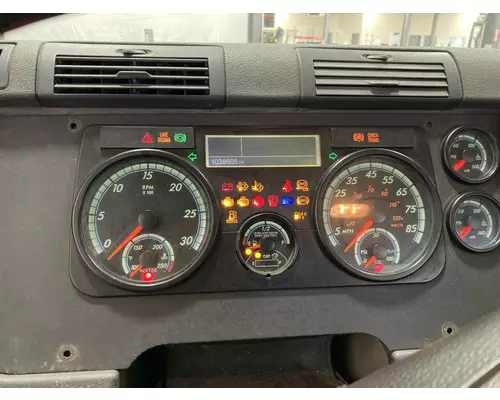 Freightliner CASCADIA Instrument Cluster