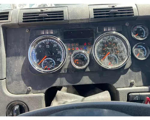 Freightliner CASCADIA Instrument Cluster