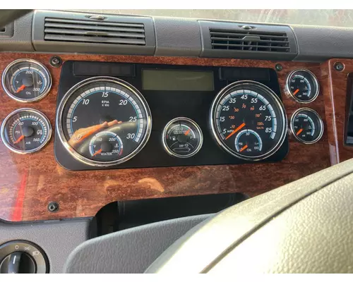 Freightliner CASCADIA Instrument Cluster