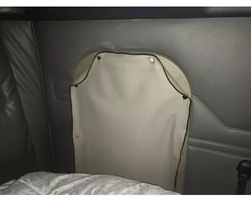 Freightliner CASCADIA Interior Curtains