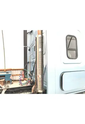 Freightliner CASCADIA Muffler Shield