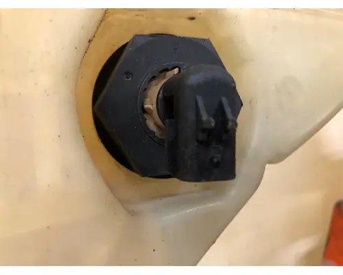 Freightliner CASCADIA Radiator Overflow Bottle  Surge Tank