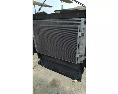 Freightliner CASCADIA Radiator