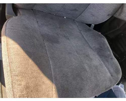 Freightliner CASCADIA Seat (Air Ride Seat)