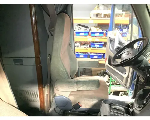 Freightliner CASCADIA Seat (Air Ride Seat)