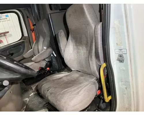 Freightliner CASCADIA Seat (Air Ride Seat)