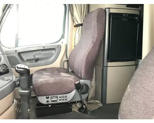 Freightliner CASCADIA Seat (Air Ride Seat)