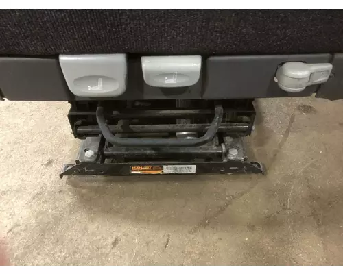 Freightliner CASCADIA Seat (Air Ride Seat)