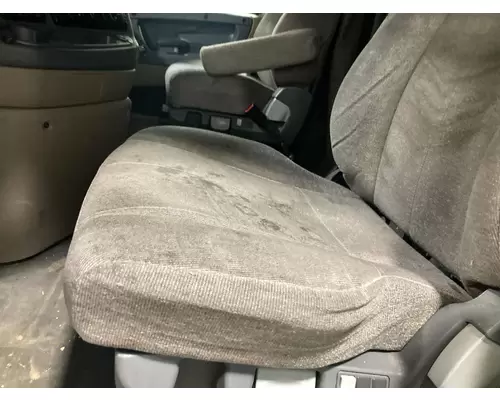 Freightliner CASCADIA Seat (Air Ride Seat)