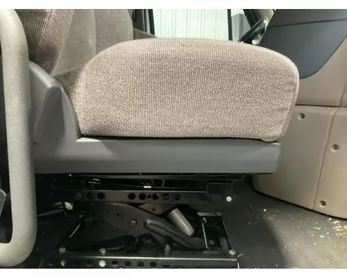 Freightliner CASCADIA Seat (Air Ride Seat)