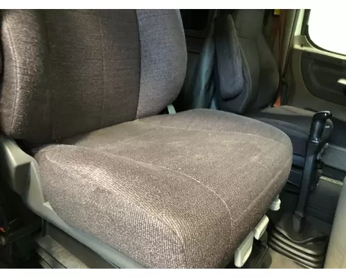 Freightliner CASCADIA Seat (Air Ride Seat)