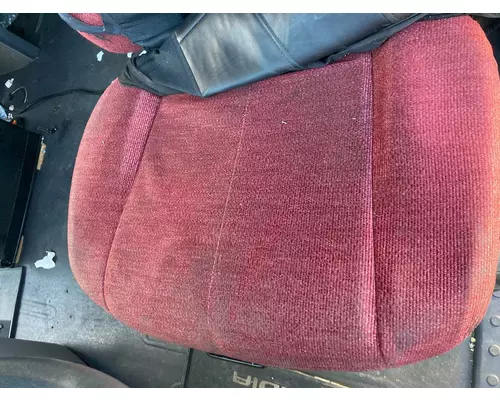 Freightliner CASCADIA Seat (Air Ride Seat)