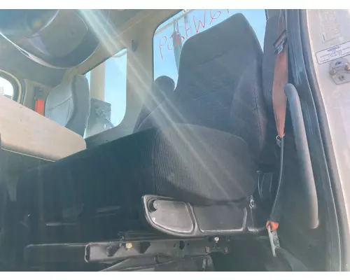 Freightliner CASCADIA Seat (Mech Suspension Seat)