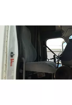 Freightliner CASCADIA Seat (non-Suspension)