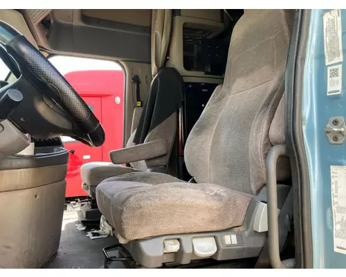 Freightliner CASCADIA Seat (non-Suspension)