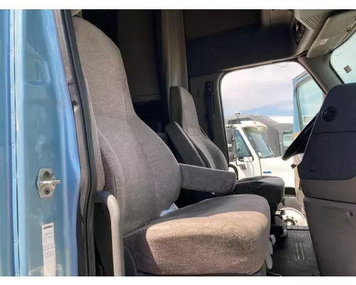 Freightliner CASCADIA Seat (non-Suspension)