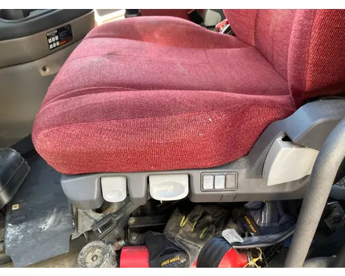 Freightliner CASCADIA Seat (non-Suspension)