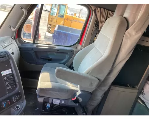 Freightliner CASCADIA Seat (non-Suspension)