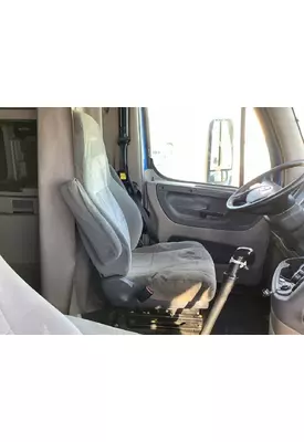 Freightliner CASCADIA Seat (non-Suspension)