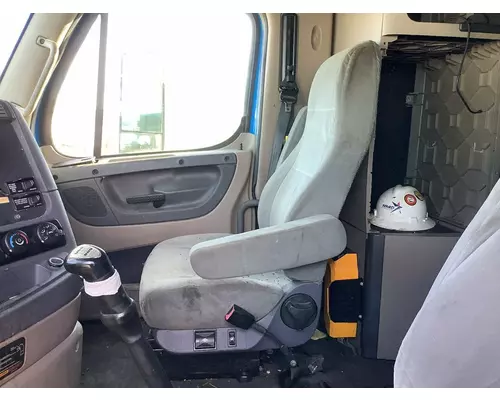 Freightliner CASCADIA Seat (non-Suspension)