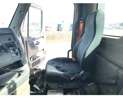 Freightliner CASCADIA Seat (non-Suspension)